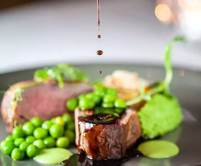 هتل The Waldorf Hilton London