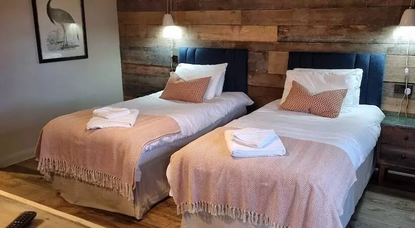 Отель The White Lion