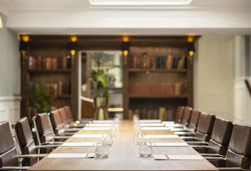 The Randolph Hotel Oxford, A Graduate By Hilton