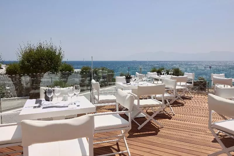 Курорт Dimitra Beach Hotel & Suites