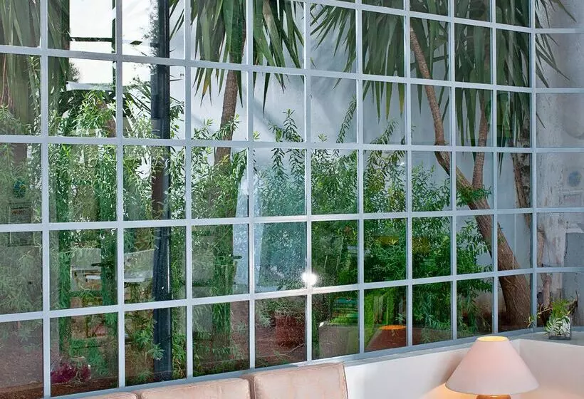 Galaxy Suites Boutique Resort