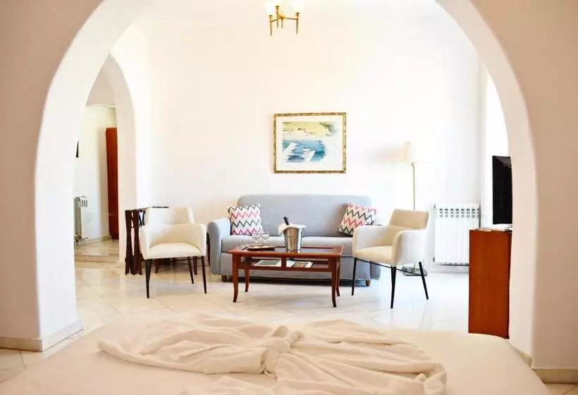 هتل Mykonos Adonis