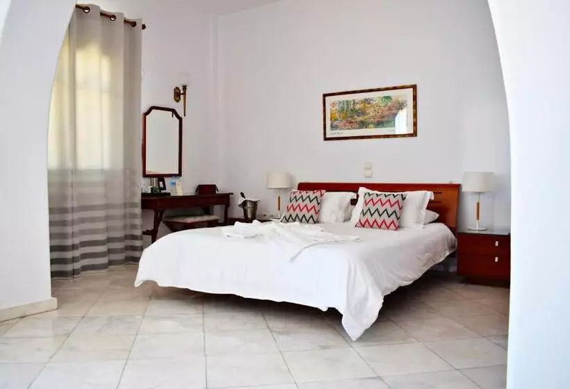 هتل Mykonos Adonis