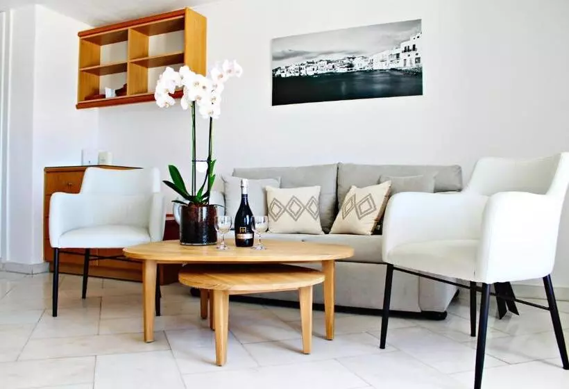 هتل Mykonos Adonis