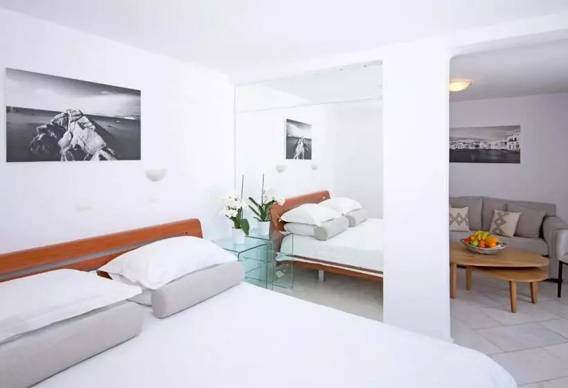 هتل Mykonos Adonis