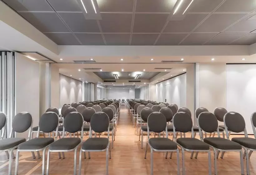 Avra By Smile Hotels