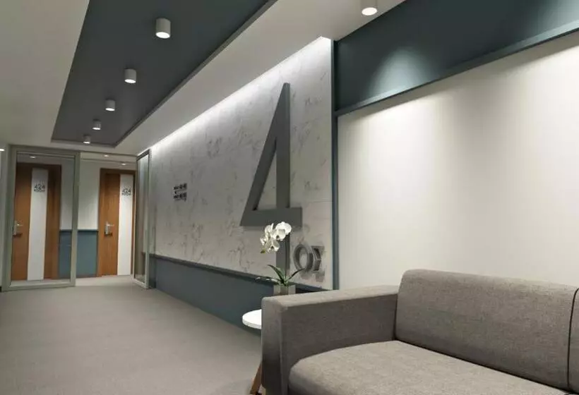 Avra By Smile Hotels