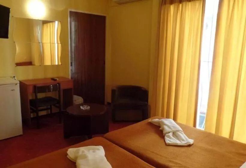 בית מלון כפרי Cavo D  Oro