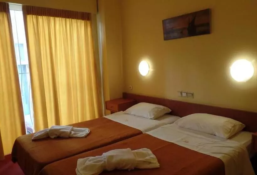 בית מלון כפרי Cavo D  Oro