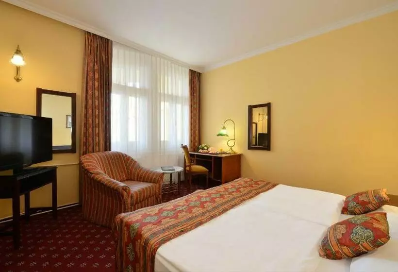 فندق Palatinus Grand