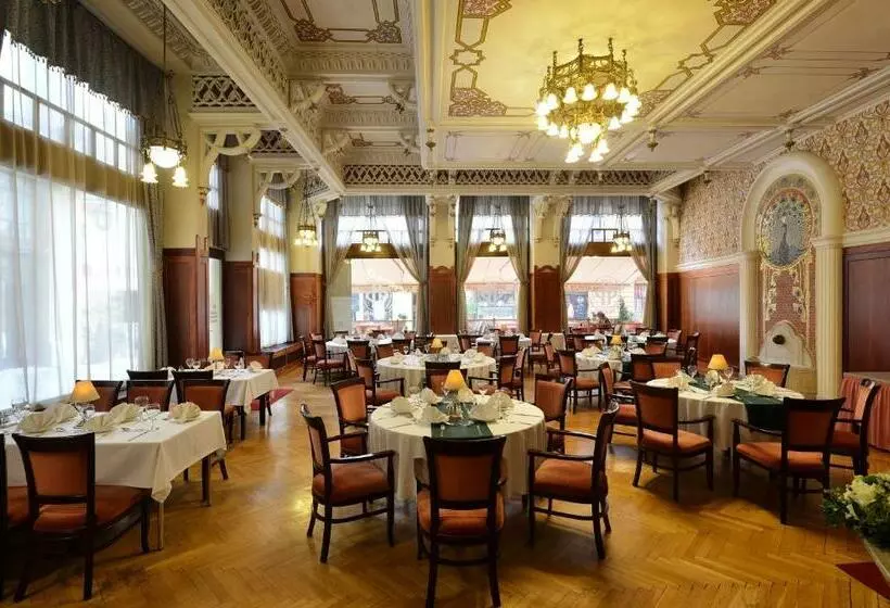 فندق Palatinus Grand