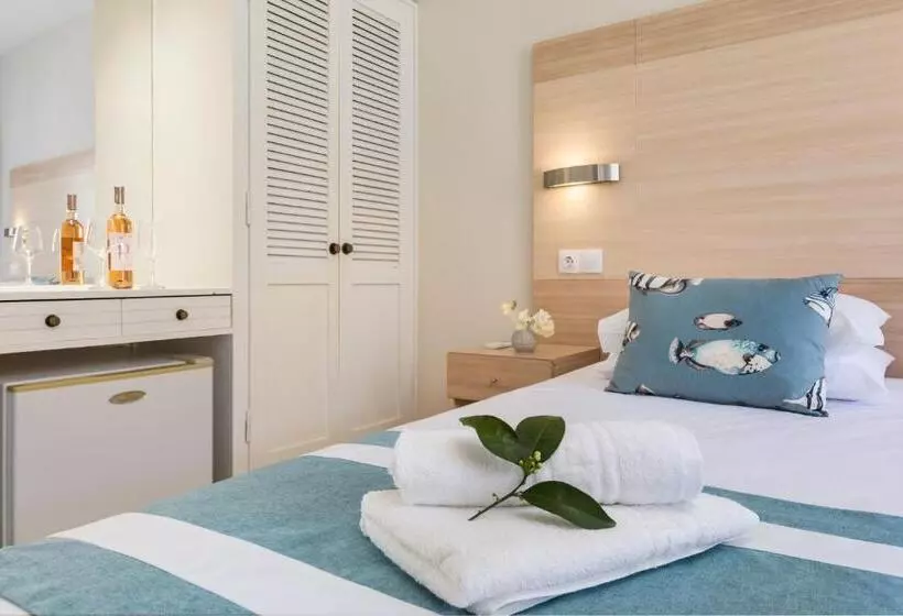 בית מלון כפרי Iliada Beach