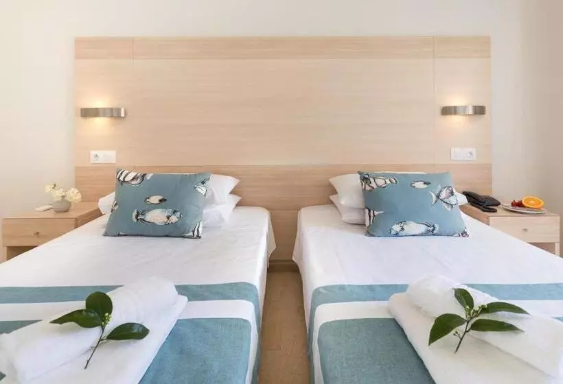 בית מלון כפרי Iliada Beach