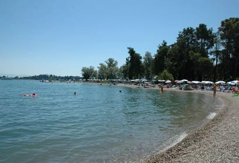 בית מלון כפרי Iliada Beach