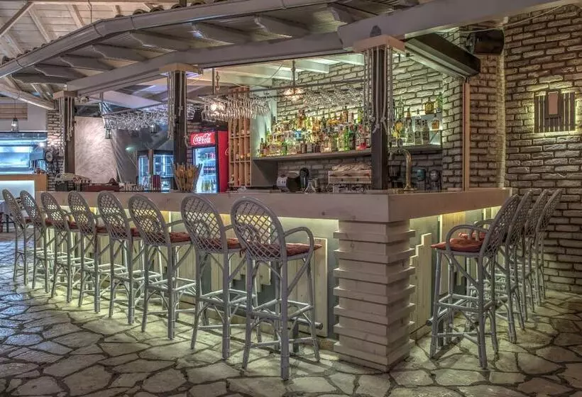 בית מלון כפרי Iliada Beach