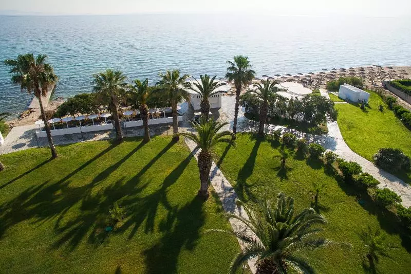 Szálloda Kassandra Palace Seaside Resort