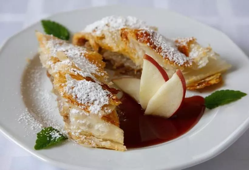 Отель Körös Panzió és étterem