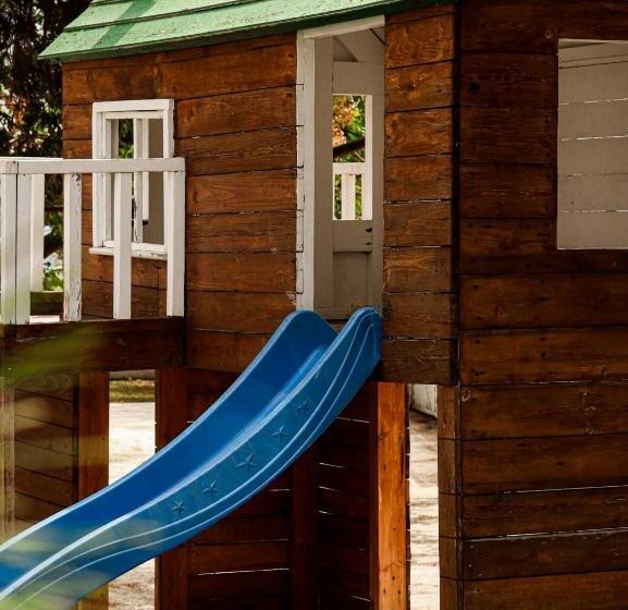 ホテル Marathon Beach Resort