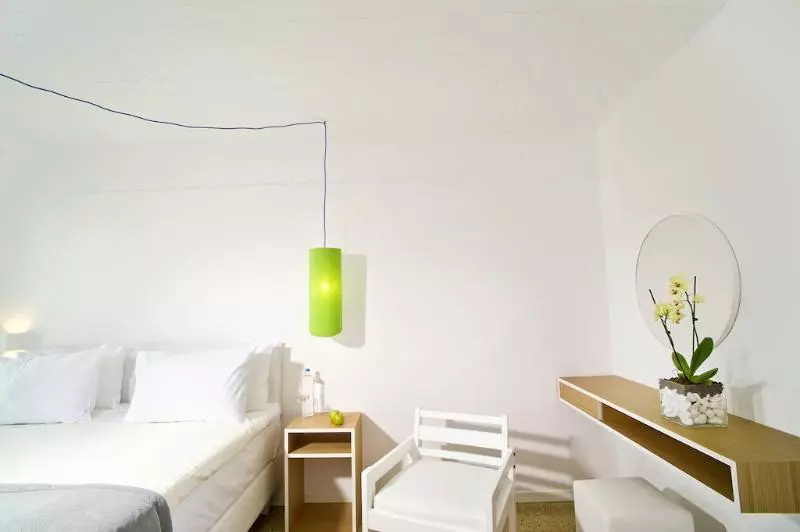 Отель Marathon Beach Resort