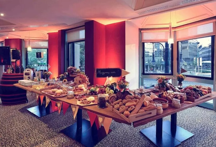 בית מלון כפרי Mercure Budapest Korona
