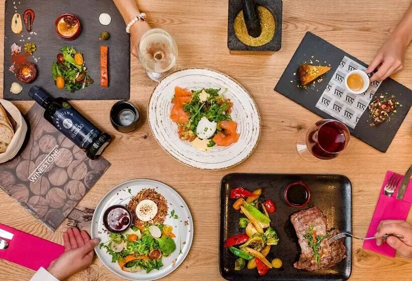 בית מלון כפרי Mercure Budapest Korona