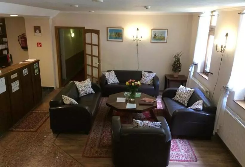 ホテル Síkfőkút