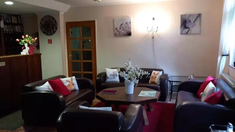 ホテル Síkfőkút