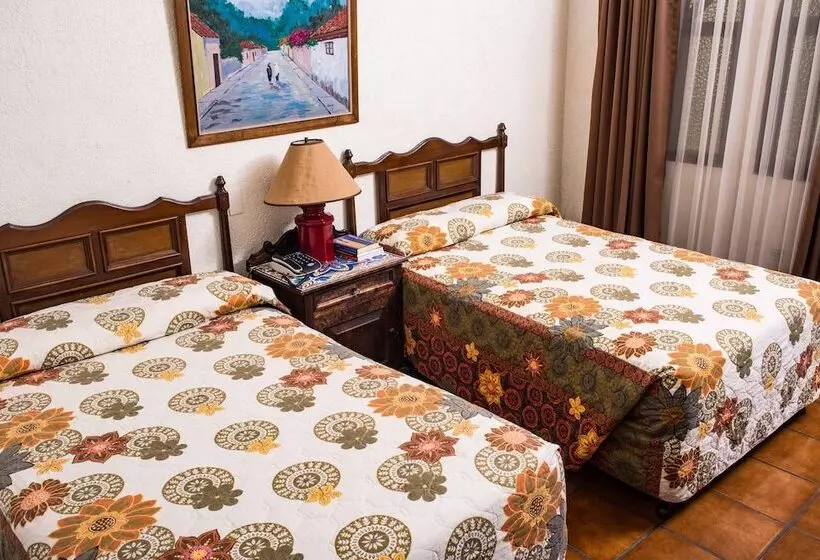 ホテル Villa Española