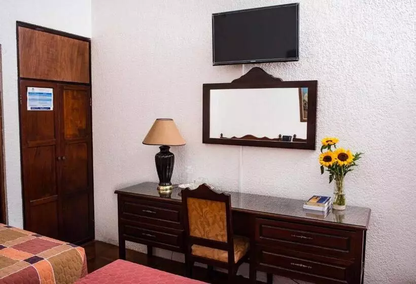 ホテル Villa Española