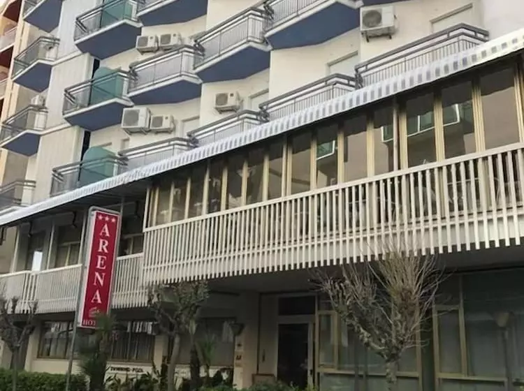 هتل Arena