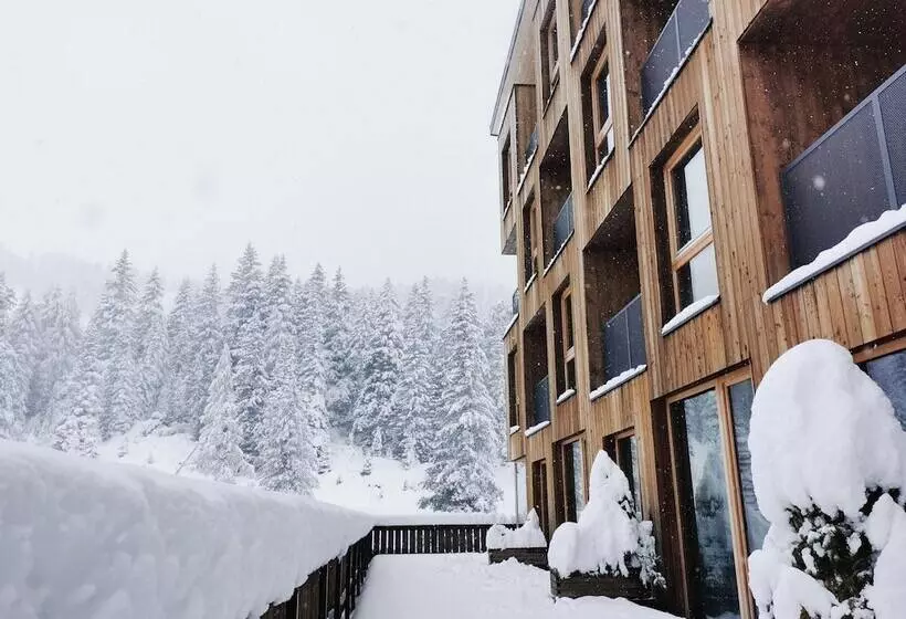 Отель Boè Sport And Nature