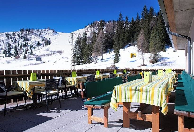 هتل Boè Sport And Nature