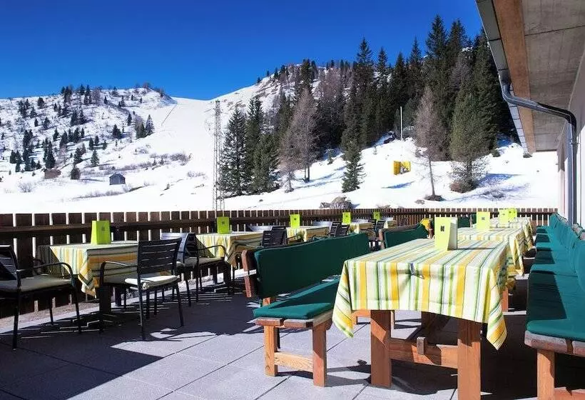 Отель Boè Sport And Nature