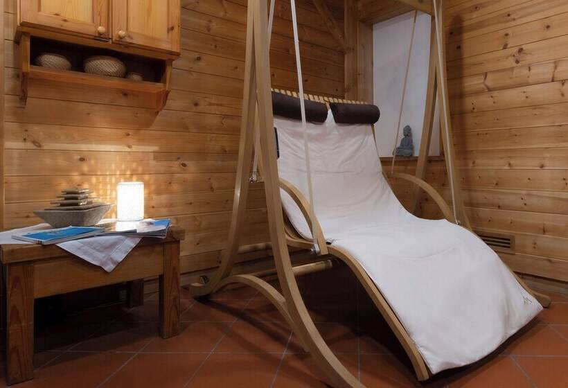 هتل Boè Sport And Nature