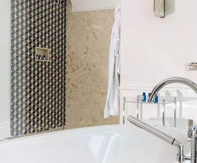 בית מלון כפרי Borgo Santandrea