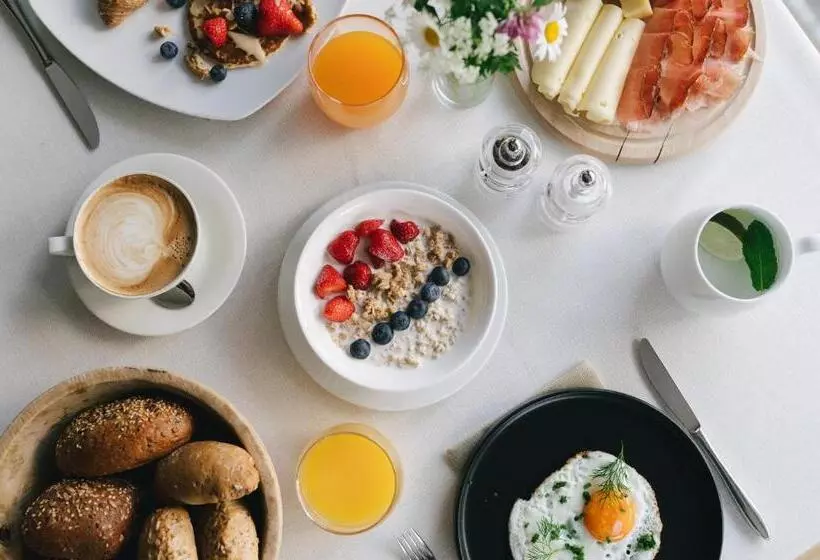 Отель Fronza   Your Mountain & Ski Home