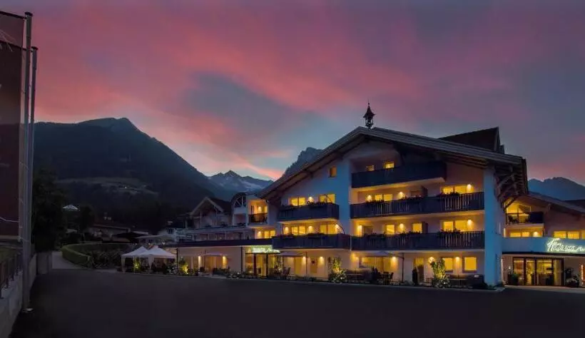 Отель Fronza   Your Mountain & Ski Home