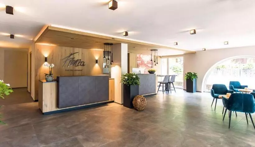 Отель Fronza   Your Mountain & Ski Home