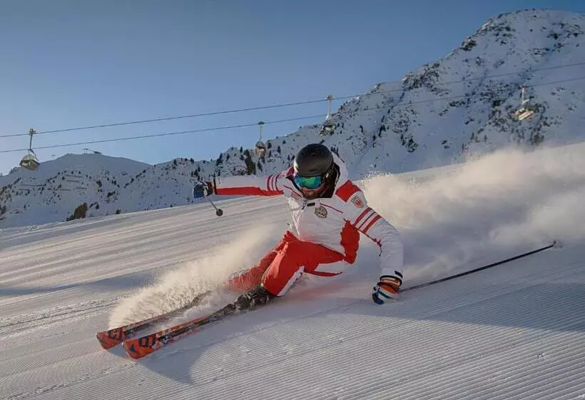 Отель Fronza   Your Mountain & Ski Home