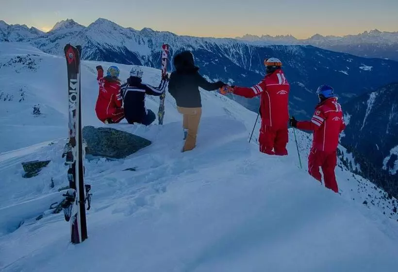 Отель Fronza   Your Mountain & Ski Home