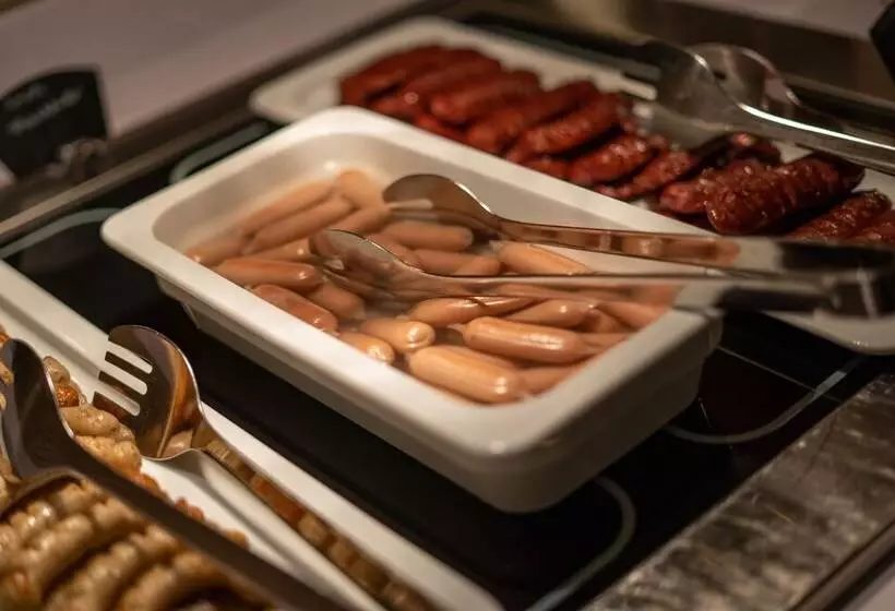 Отель Kristály Imperial