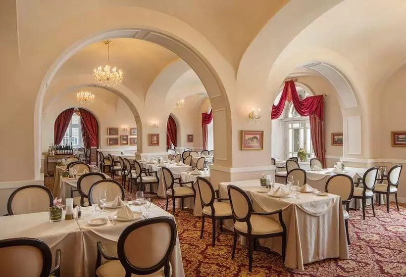 Отель Kristály Imperial