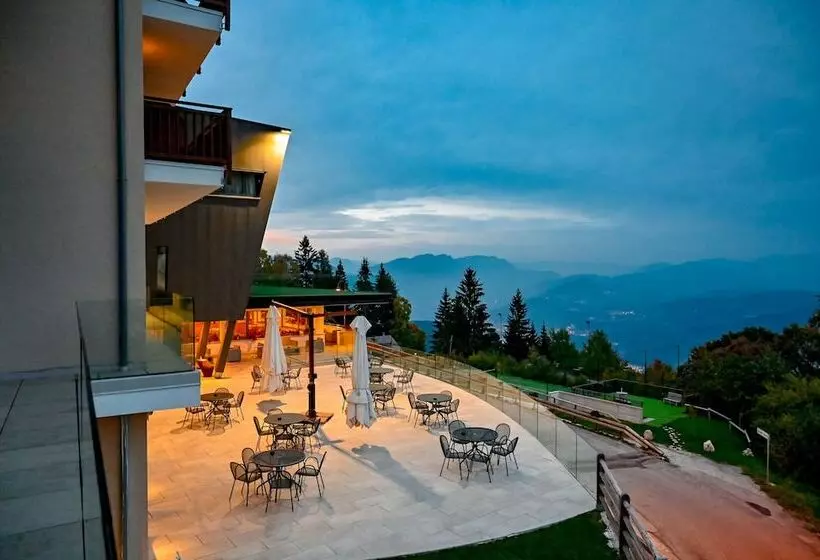 호텔 Monte Bondone