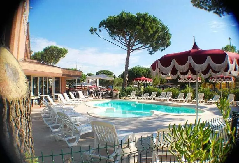 Отель Riva Dei Cavalleggeri