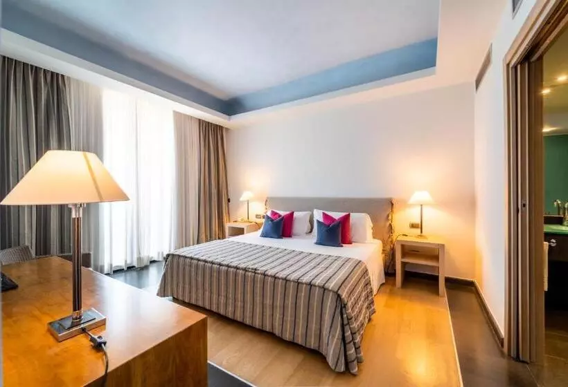 هتل Santa Tecla Palace