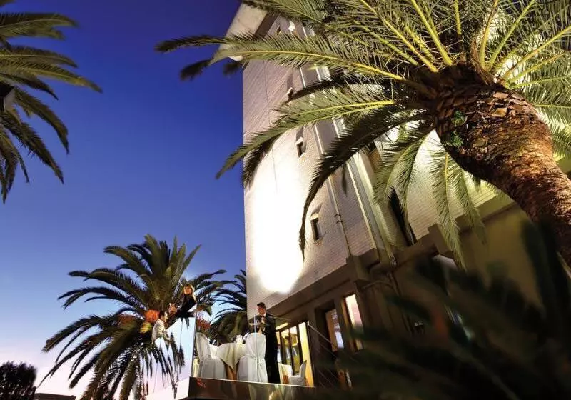 Sardegna Hotel   Suites & Restaurant