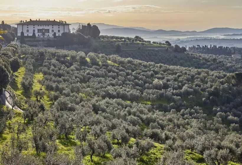 בית מלון כפרי Tenuta Di Artimino Member Of Meliá Collection Wine Resort