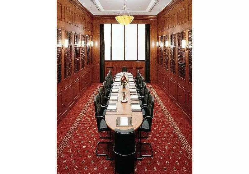 هتل The Excelsior Hong Kong 