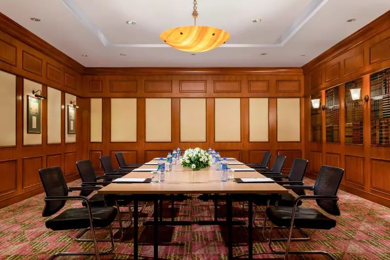 هتل The Excelsior Hong Kong 