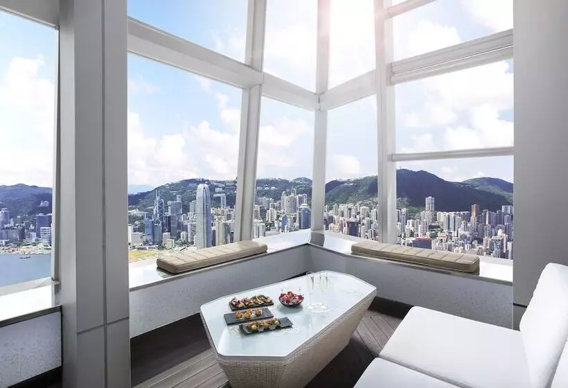 هتل The Ritz Carlton Hong Kong